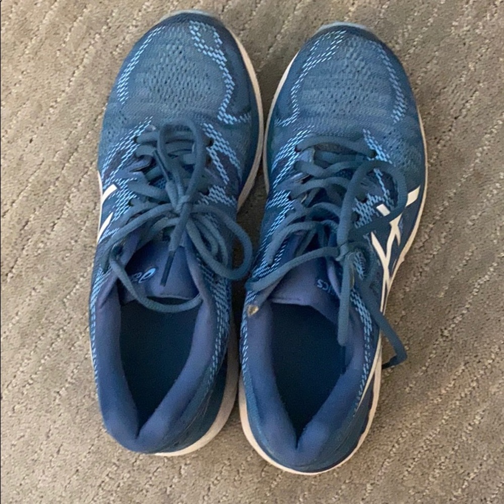ASIC running shoes